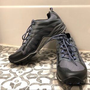 NWOT Merrill hiking or trail outdoor shoe